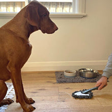 Load image into Gallery viewer, PetLab Grubby Paw Slobber Swabber